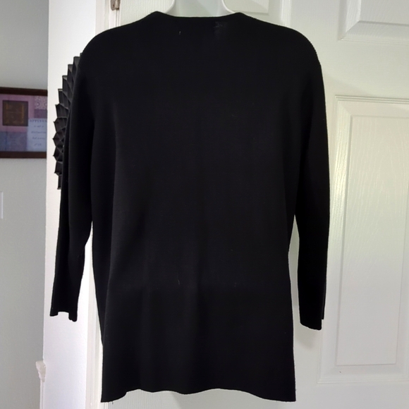 CATHY DANIELS BLACK 3/4 SLEEVE SWEATER WITH RHINESTONE NECKLINE  SZ XL - Picture 4 of 5